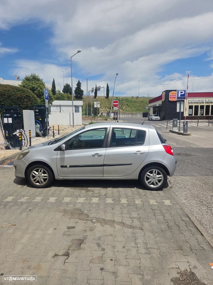 Renault Clio 1.5 dCi Confort - 3