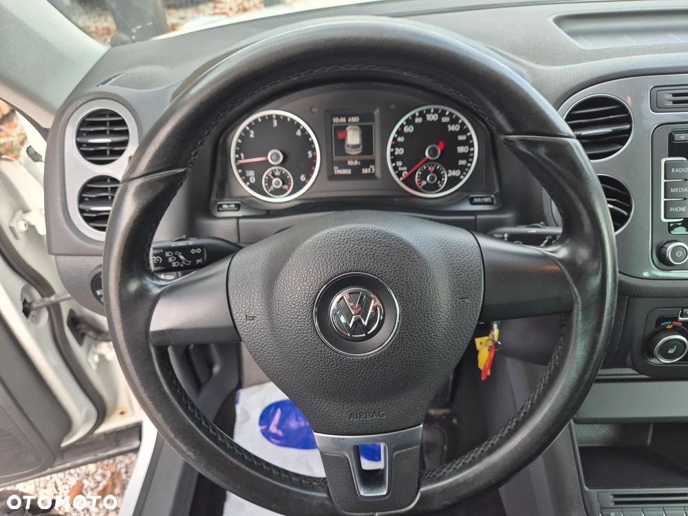 Volkswagen Tiguan 2.0 TDI DPF 4Motion BlueMotion Technology Exclusive - 34