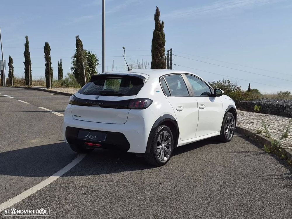 Peugeot e-208 50 kWh Active Pack - 6