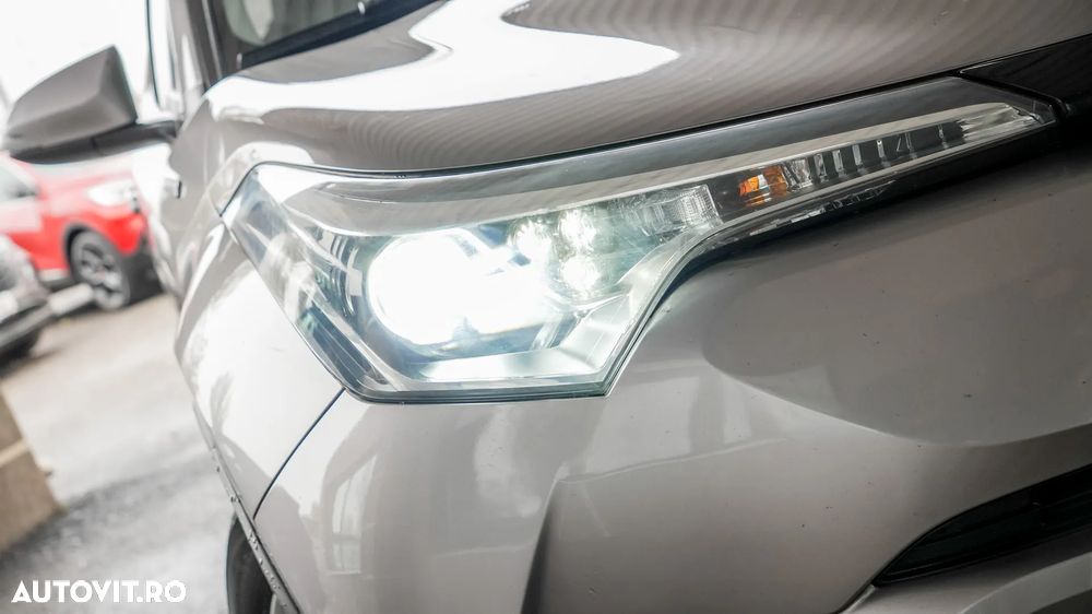 Toyota C-HR 1.8 HSD 122 CP 4x2 CVT Style - 28