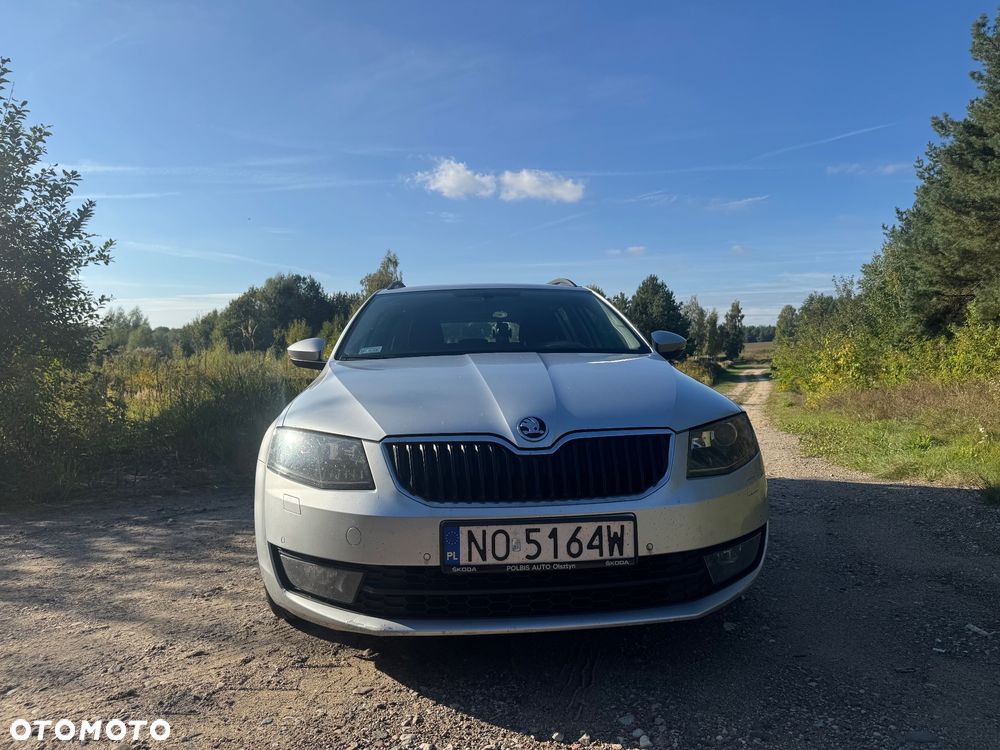Skoda Octavia 1.6 TDI Ambition DSG - 2