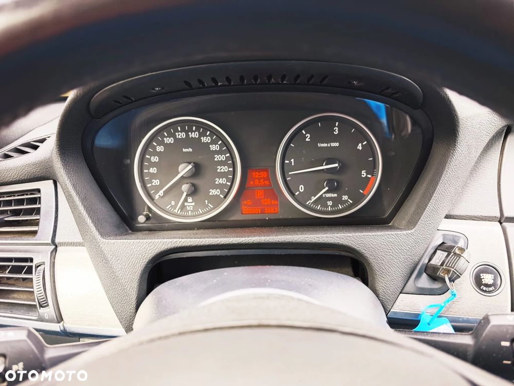 BMW X5 xDrive40d - 22