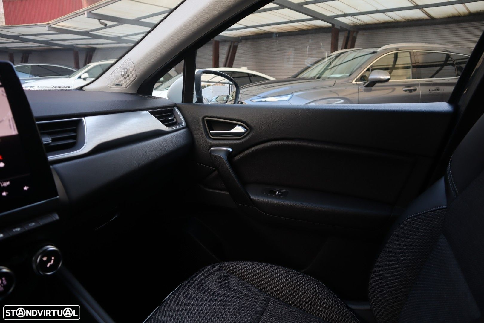Renault Captur 1.6 E-Tech Plug-In Exclusive - 30