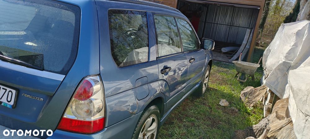 Subaru Forester 2.0 XA TRE - 10
