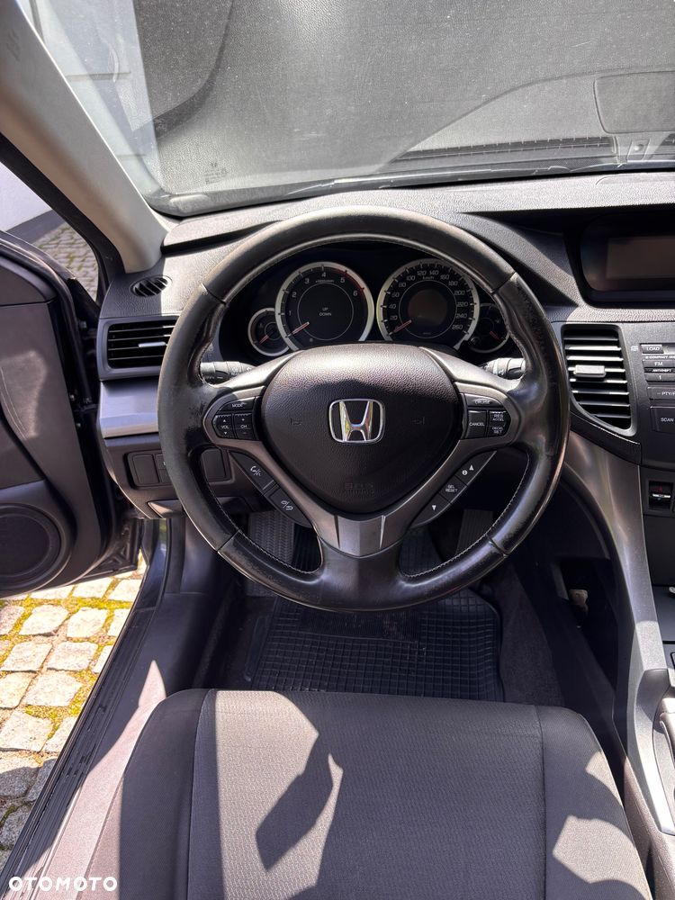 Honda Accord 2.2d S - 12