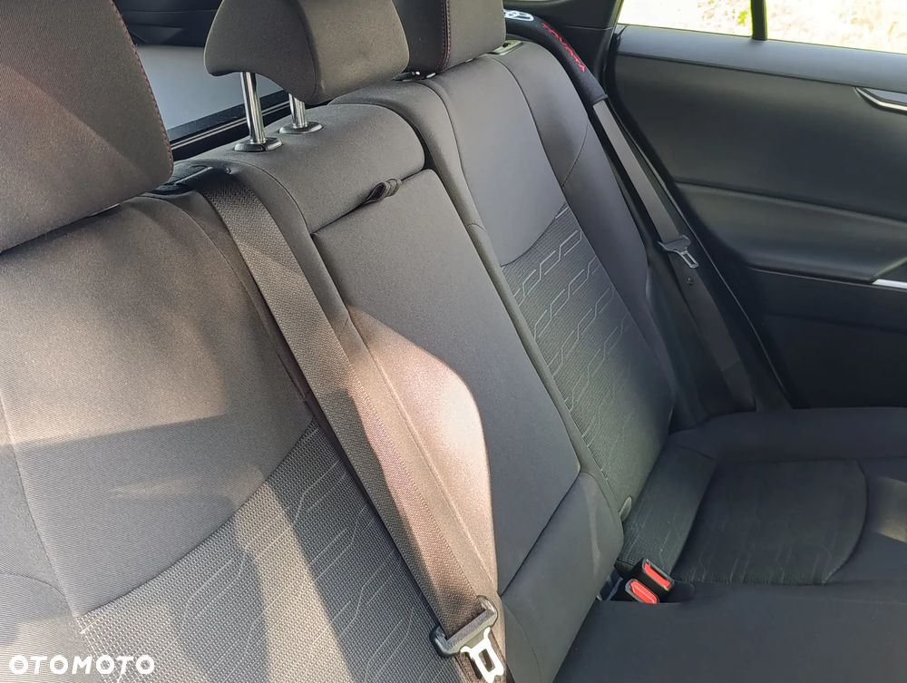 Toyota RAV4 - 26