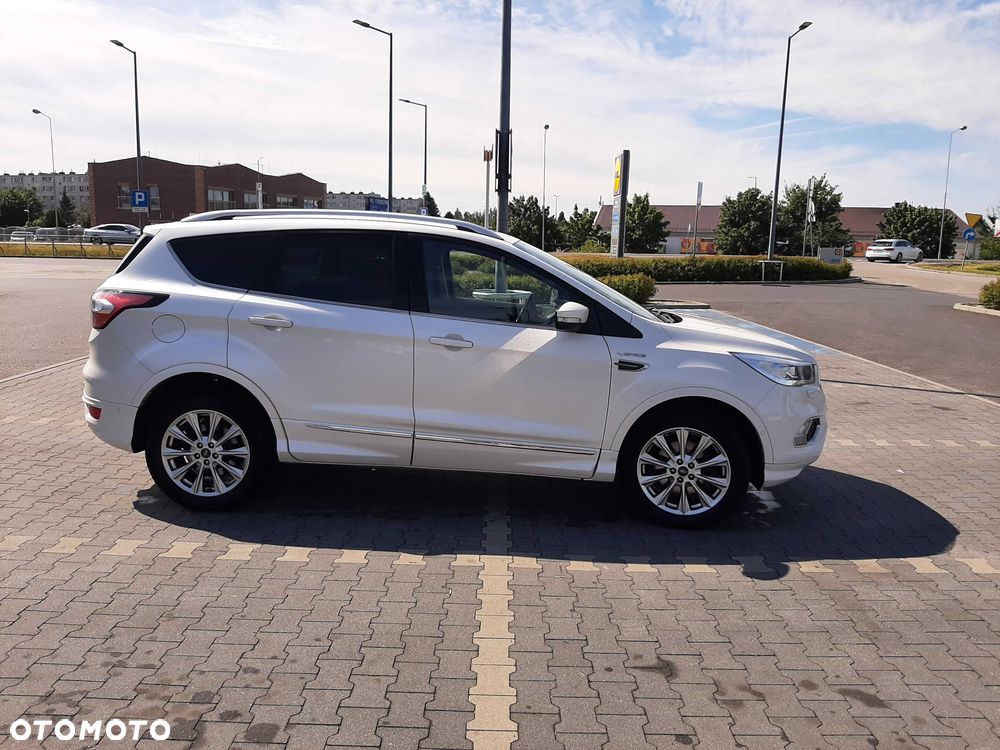 Ford Kuga - 4