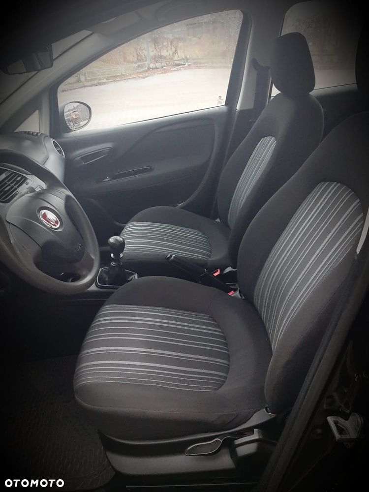 Fiat Punto Evo 1.4 8V Dynamic Euro5 - 12