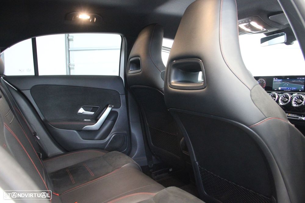 Mercedes-Benz A 200 AMG Line Aut. - 13