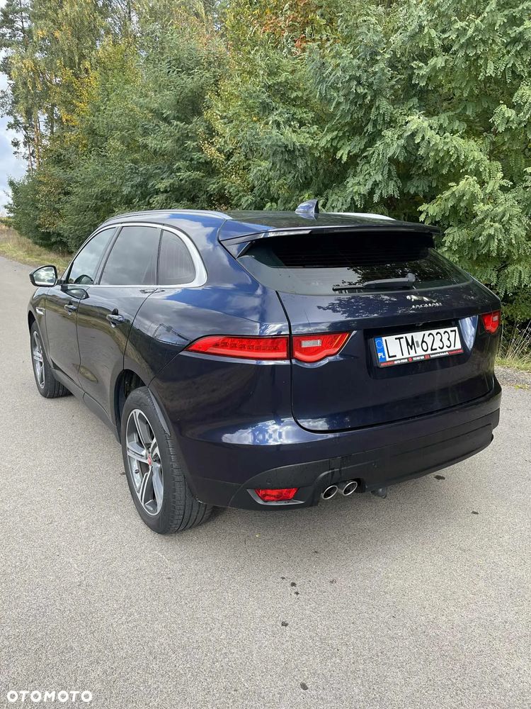 Jaguar F-Pace - 9