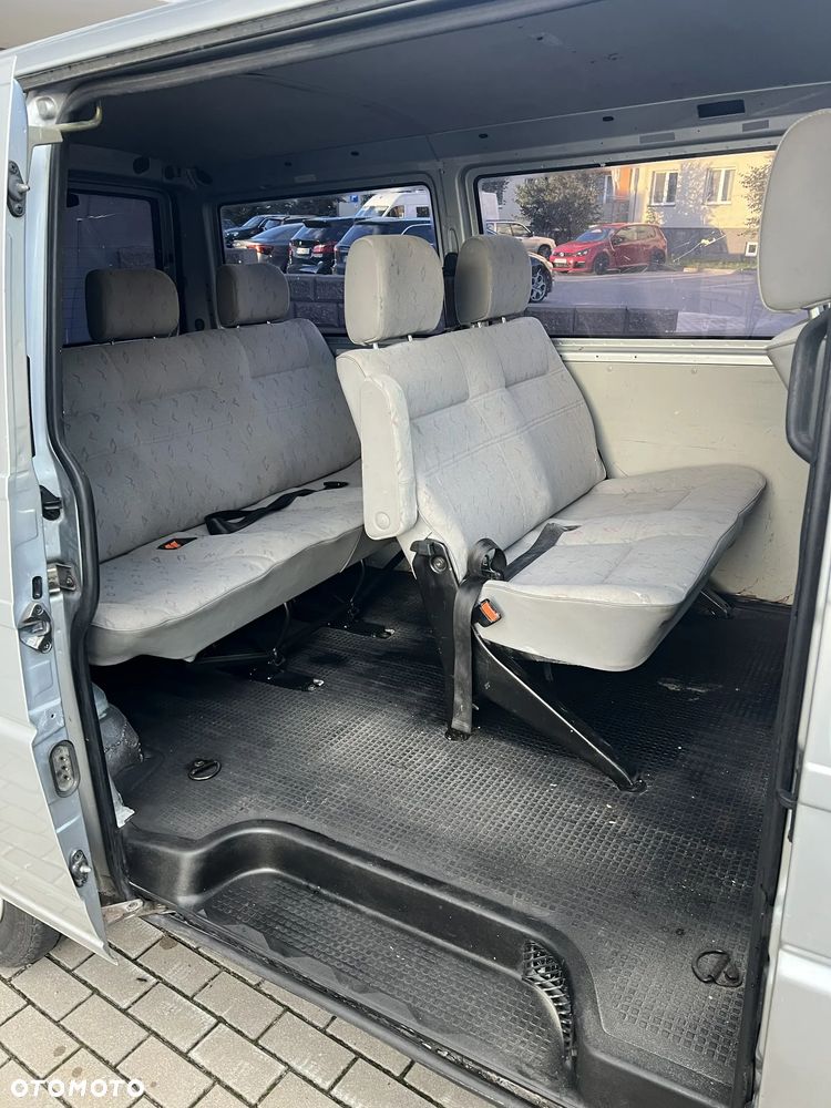 Volkswagen Transporter - 13