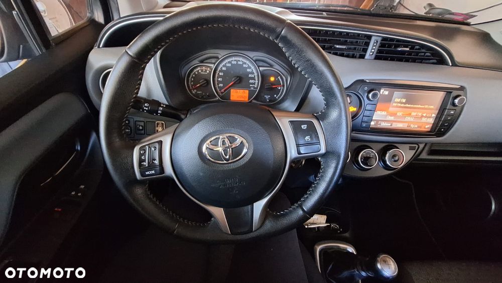 Toyota Yaris 1.33 Dynamic - 2