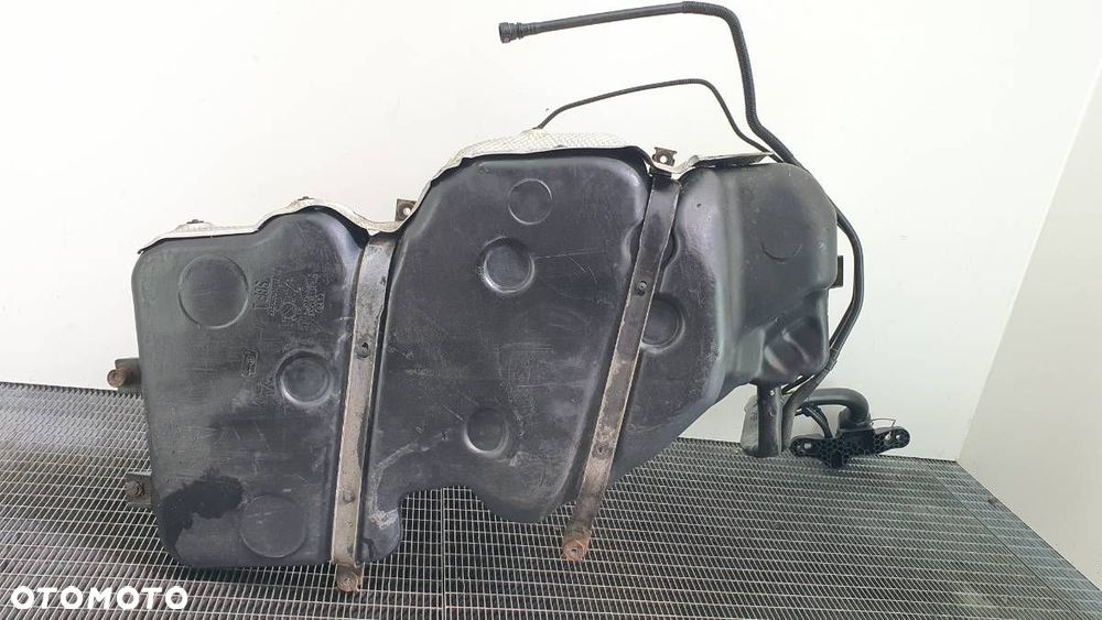 ZBIORNIK PALIWA BAK TDI QUATTRO AUDI Q5 8R 8R0201021 - 7