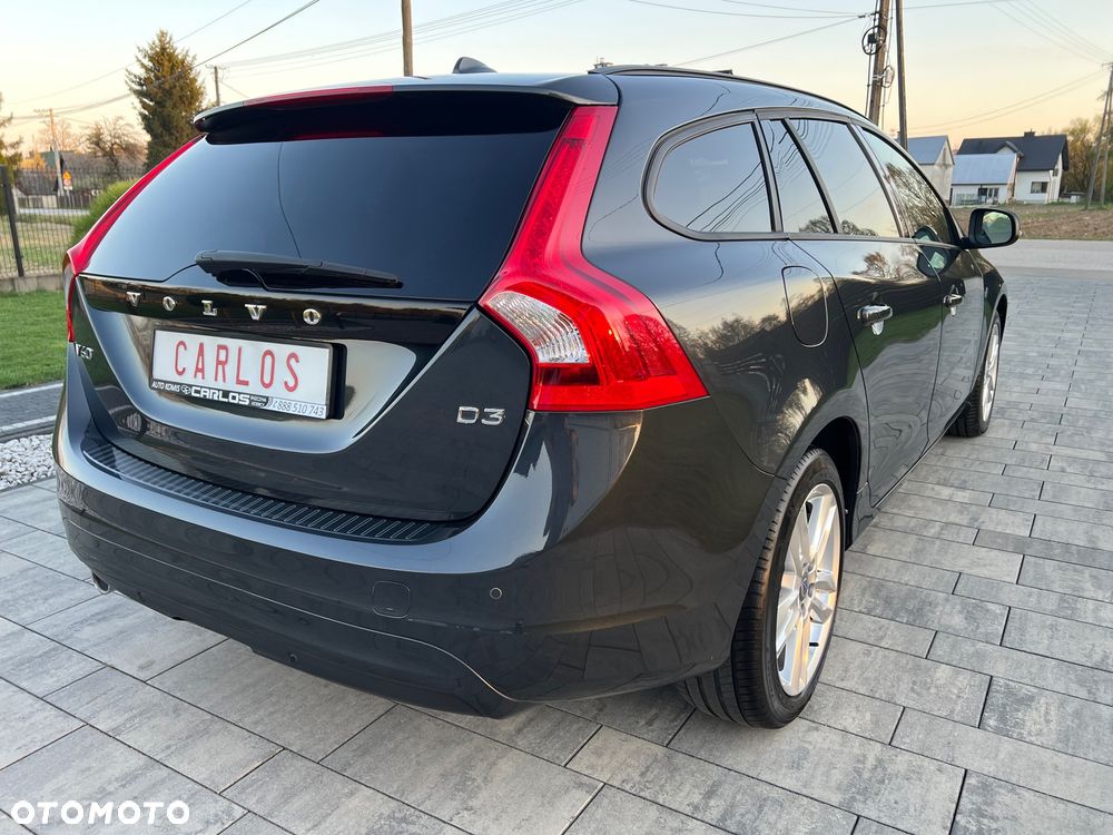 Volvo V60 D3 Summum - 8