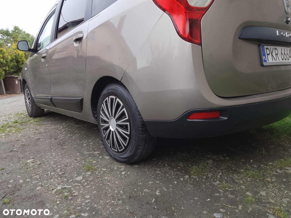 Dacia Lodgy 1.2 TCe Stepway - 2