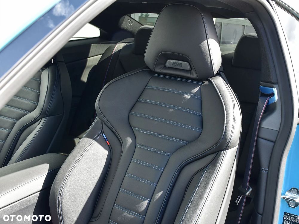 BMW Seria 4 M440i xDrive mHEV - 21