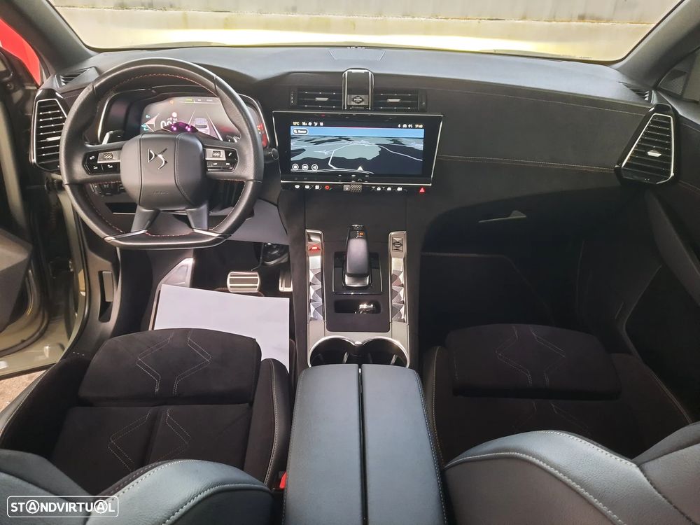 DS DS7 Crossback E-Tense Performance Line+ EAT8 - 2