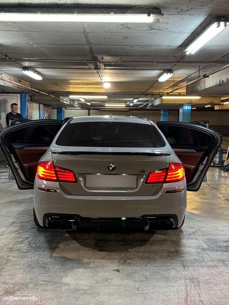 BMW M550d xDrive Auto - 16