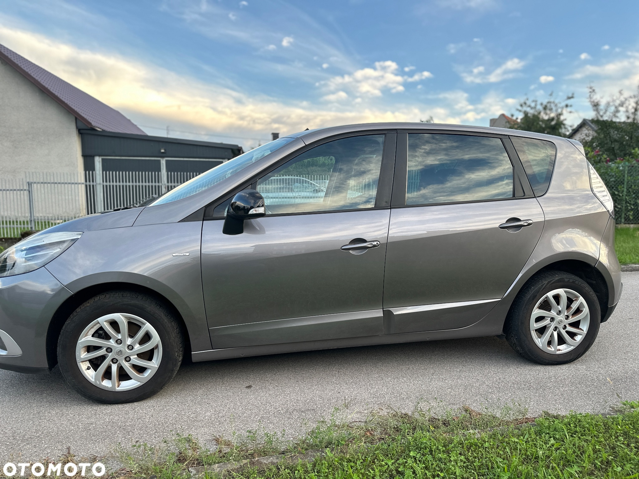 Renault Scenic dCi 110 EDC Xmod Bose Edition - 14