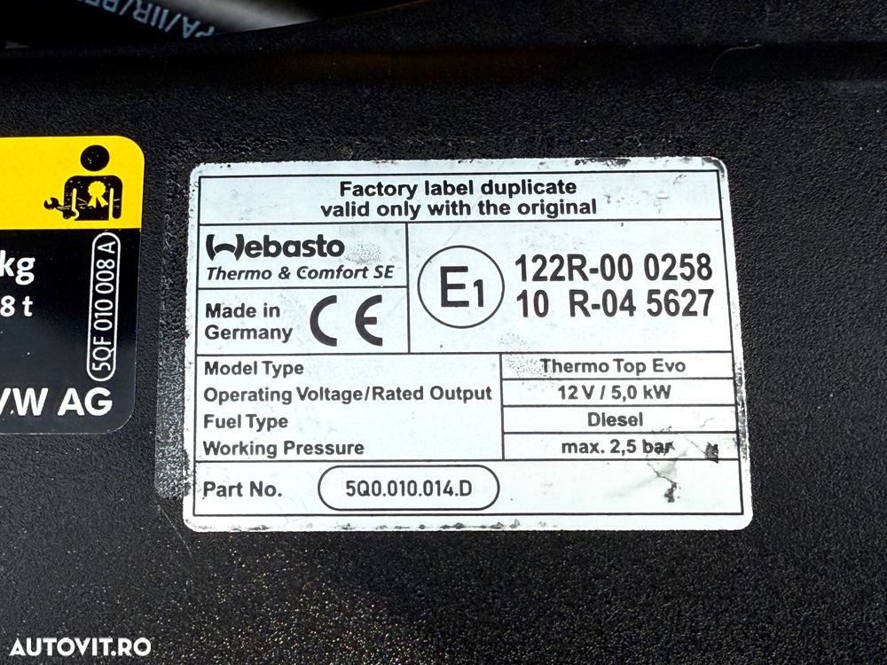 Volkswagen Golf 1.6 TDI Highline - 17