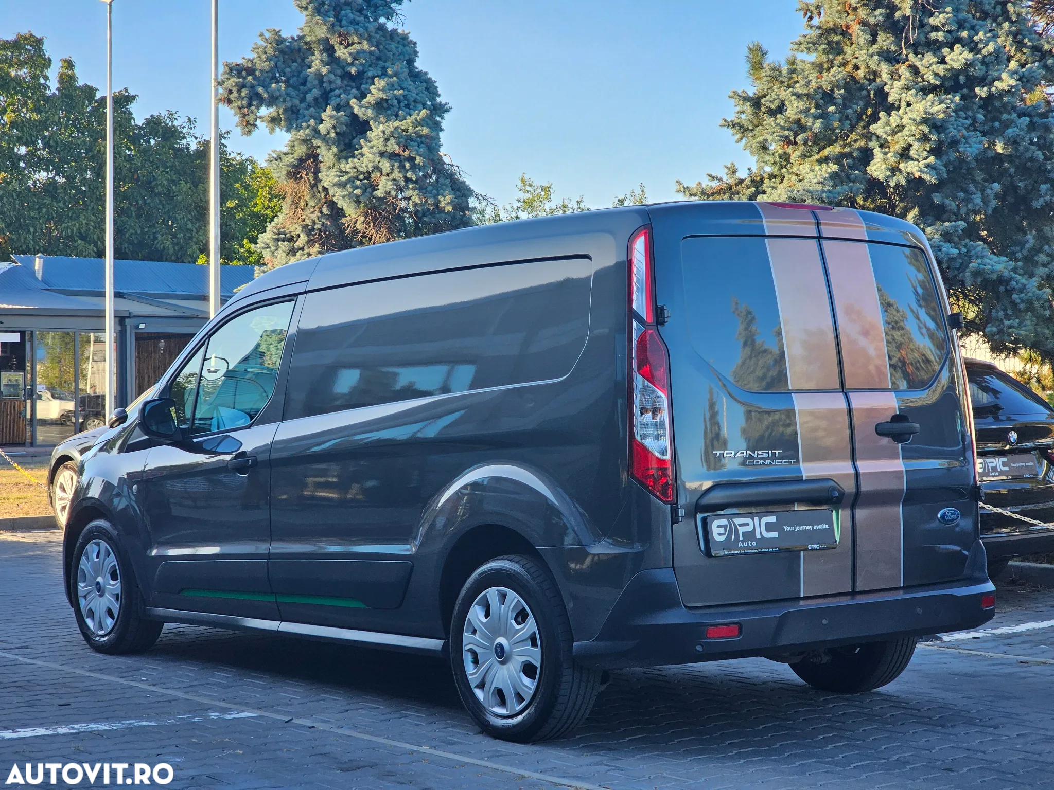 Ford Transit Connect - 4