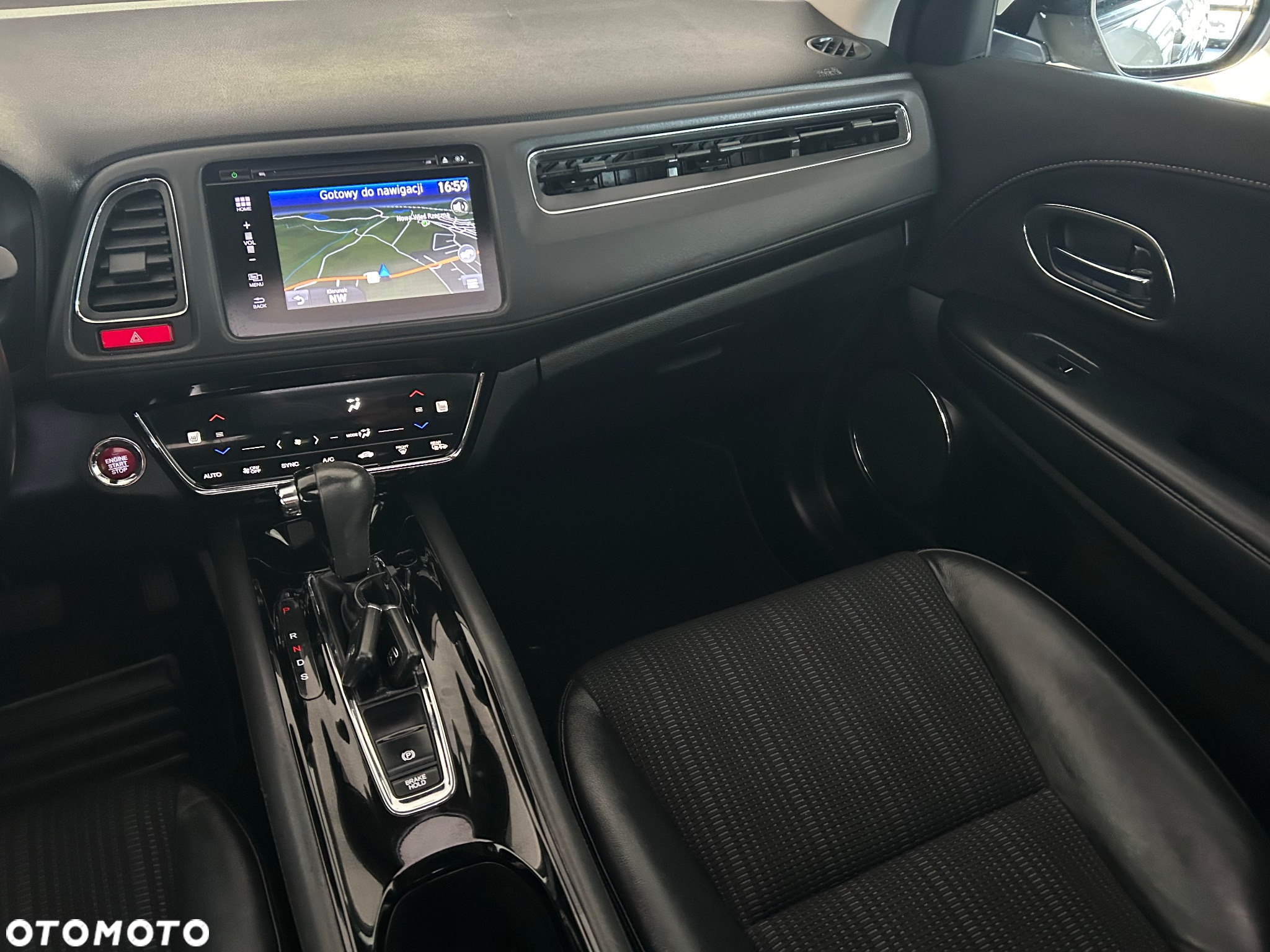 Honda HR-V 1.5 Elegance (ADAS/Honda Connect+) CVT - 25