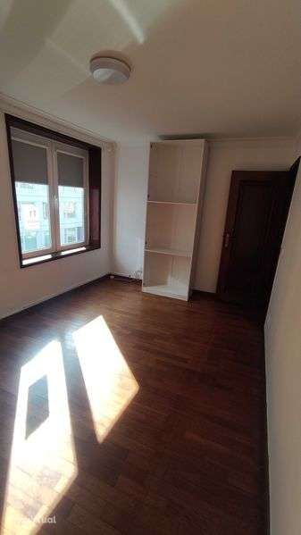 T1+1 67m2 + garagem ind 2 carros - Grande imagem: 3/8