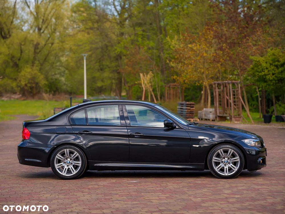 BMW Seria 3 318i Edition Sport - 13