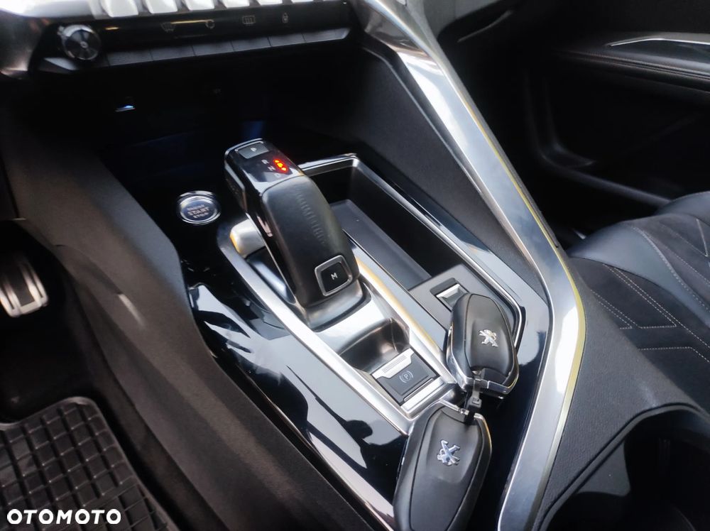 Peugeot 5008 BlueHDi 130 EAT8 GT - 16