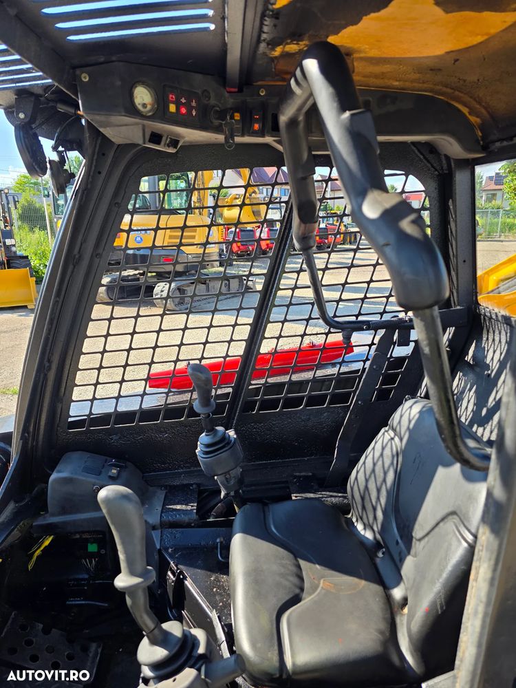 JCB Robot 160 bobcat miniincarcator minivola - 4