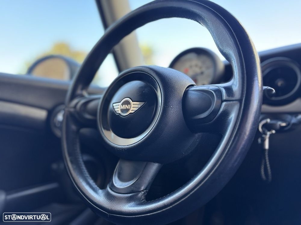 MINI 3 Portas Cooper D - 9