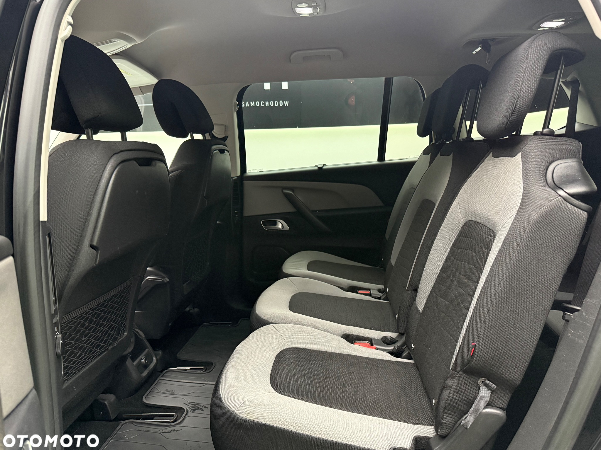 Citroën C4 Grand Picasso e-HDi 115 Intensive - 26