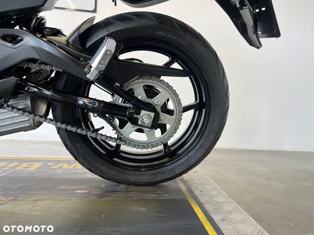 Kawasaki ER - 30