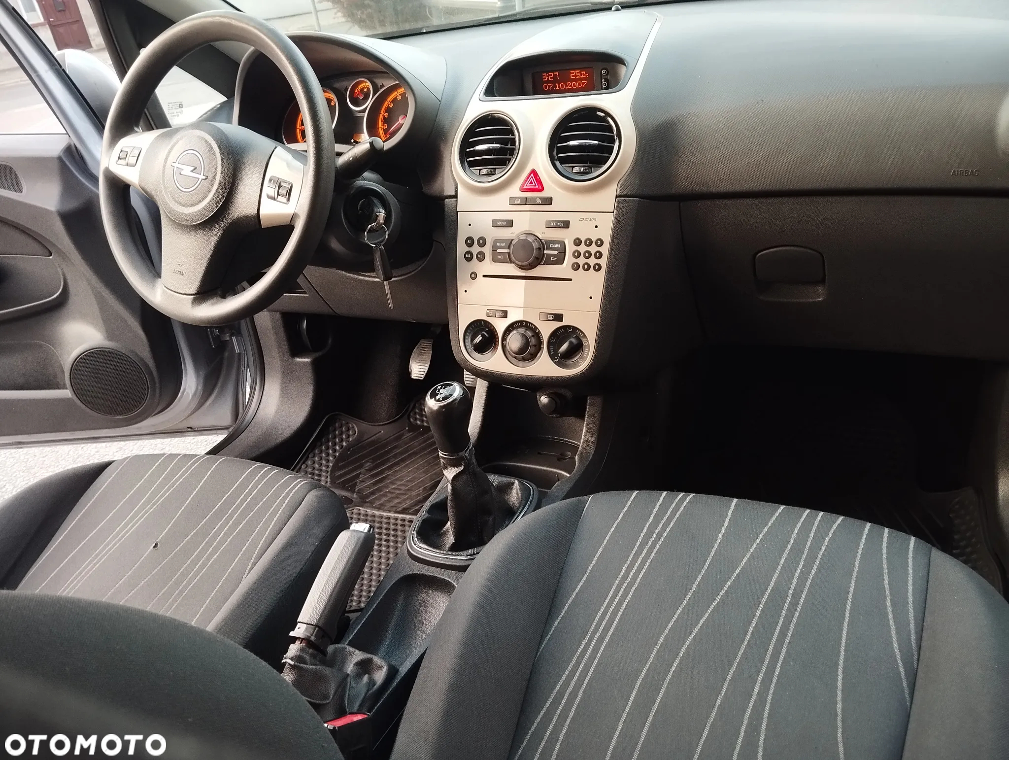 Opel Corsa - 18
