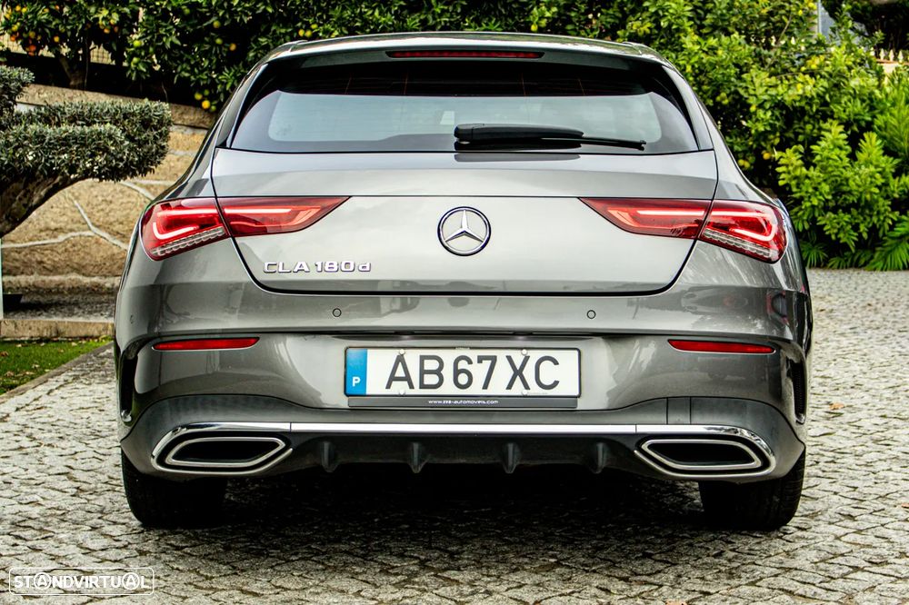 Mercedes-Benz CLA 180 d Shooting Brake AMG Line Aut. - 13