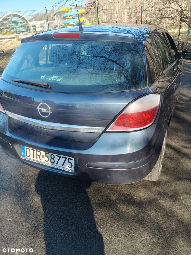 Opel Astra 1.6 Enjoy - 2