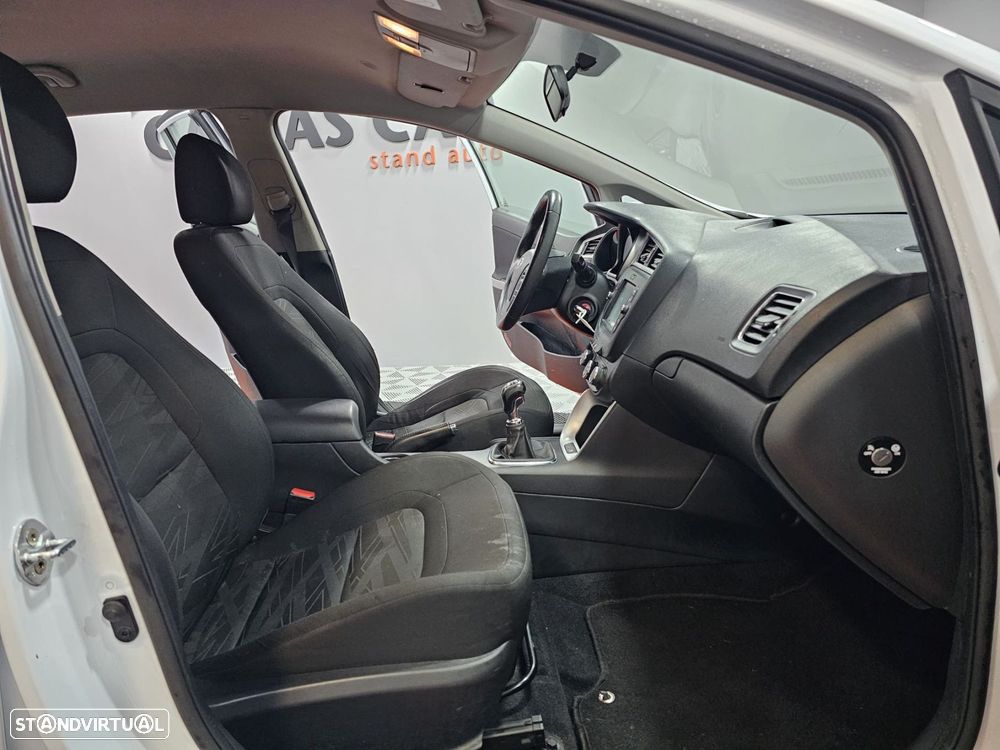 Kia Ceed 1.4 CRDi EX - 11
