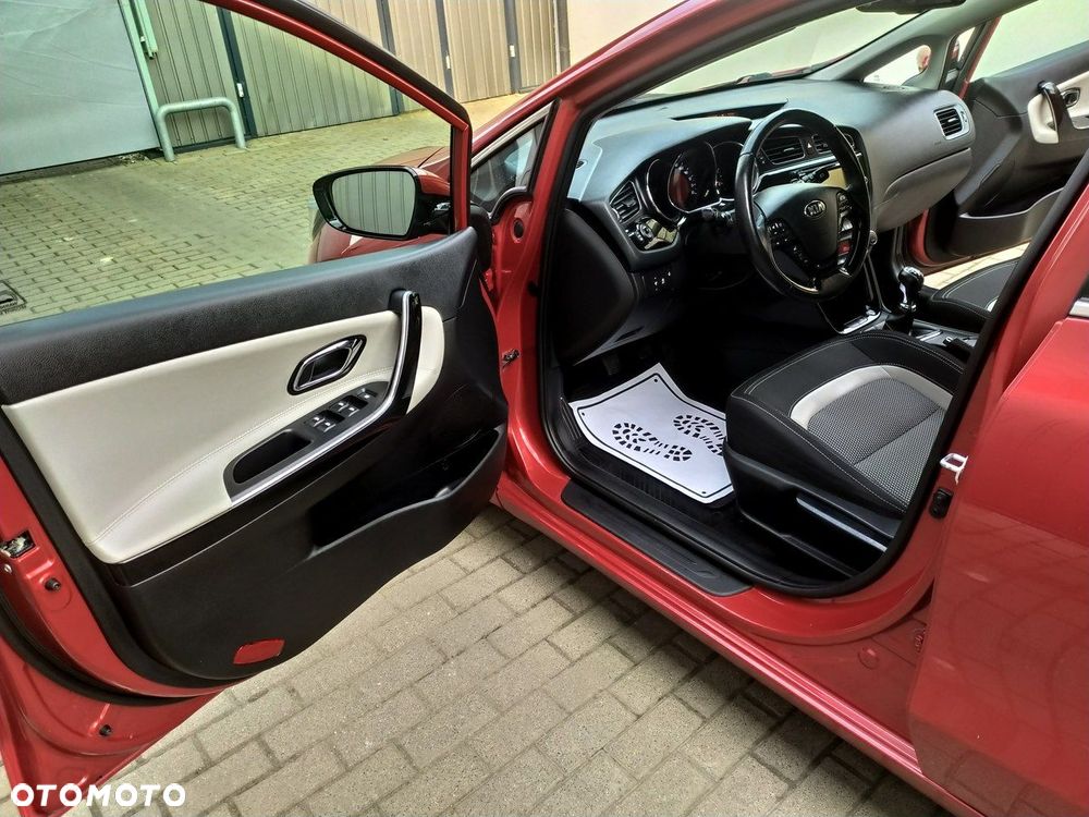Kia Ceed 1.6 GDI Business Line - 13