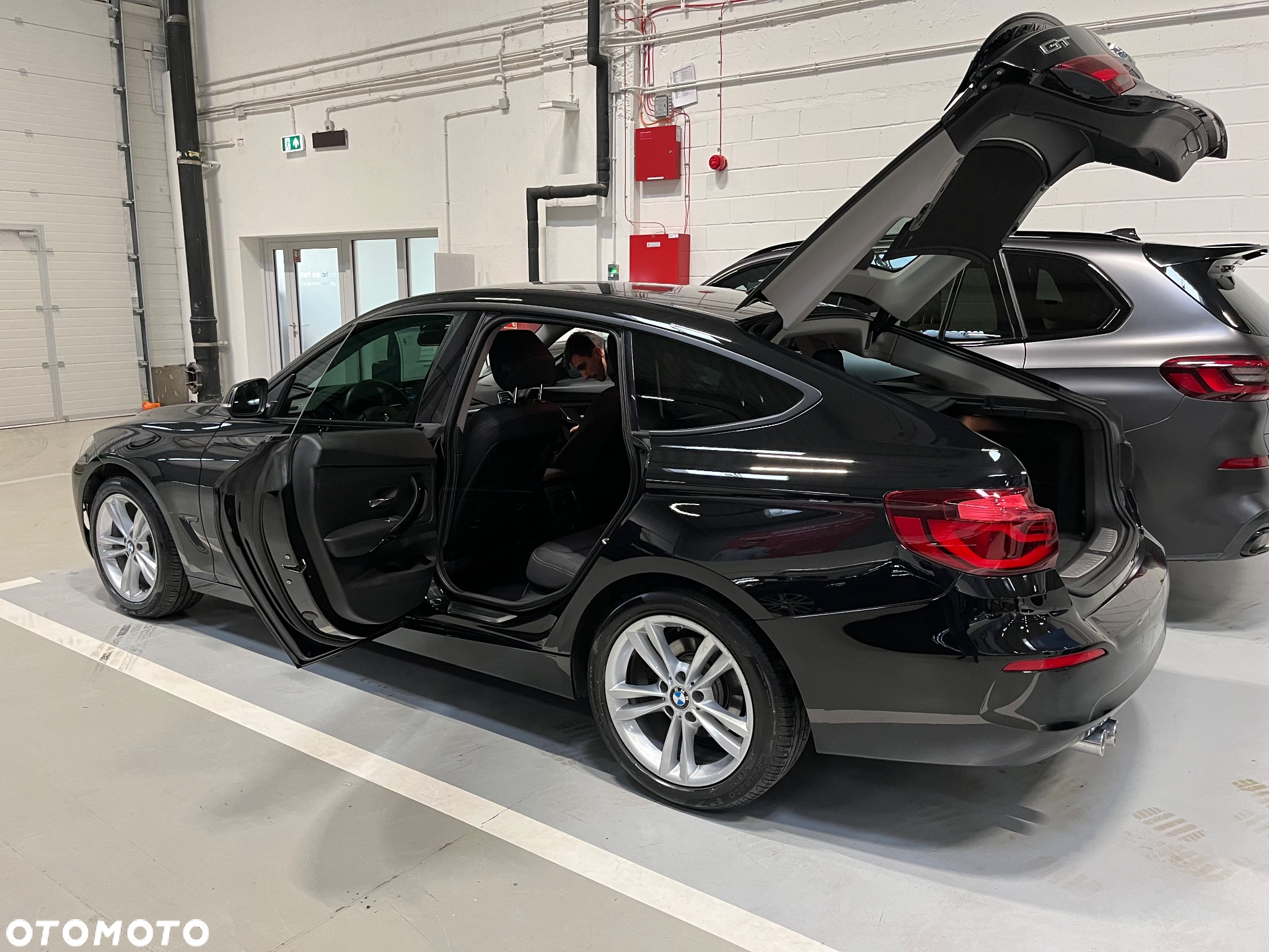 BMW 3GT 320i Advantage - 12