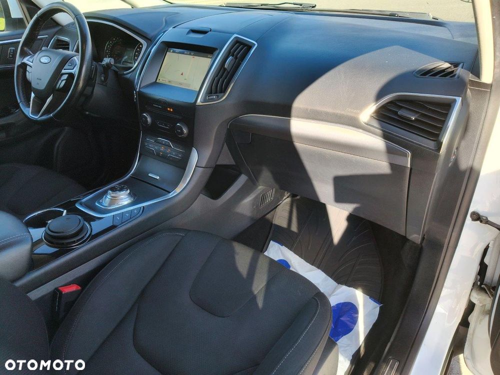 Ford S-Max 2.0 EcoBlue Titanium - 19