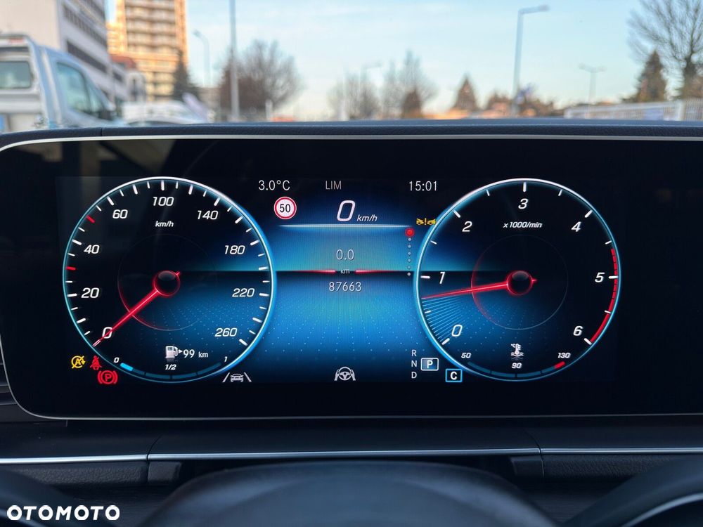 Mercedes-Benz GLE - 38