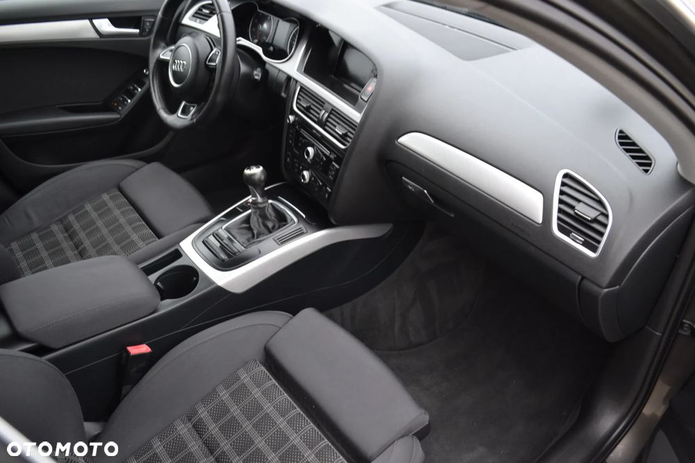Audi A4 Avant - 15