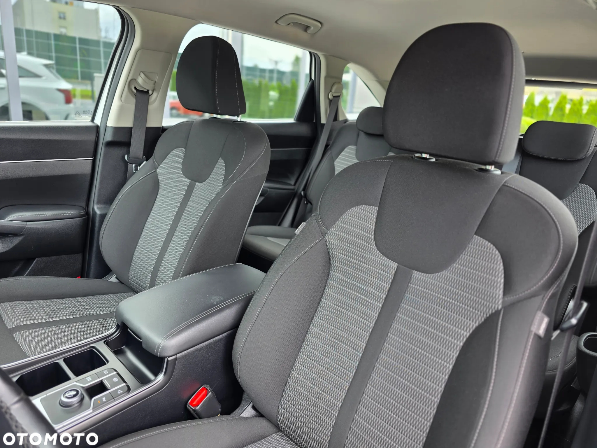 Kia Sorento 1.6 T-GDI HEV L 7os - 27