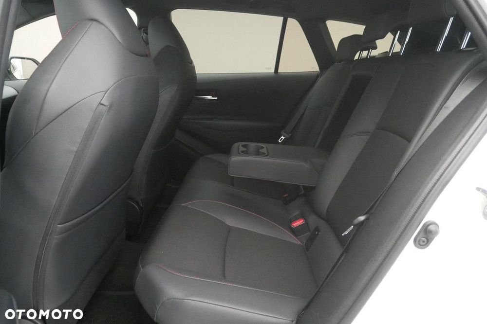 Toyota GR Corolla - 15