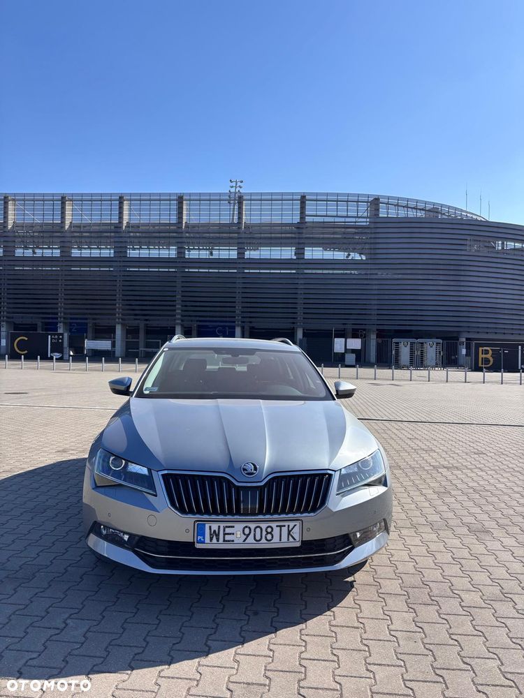 Skoda Superb 2.0 TDI Ambition - 10