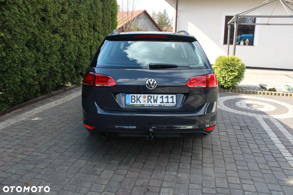Volkswagen Golf - 4