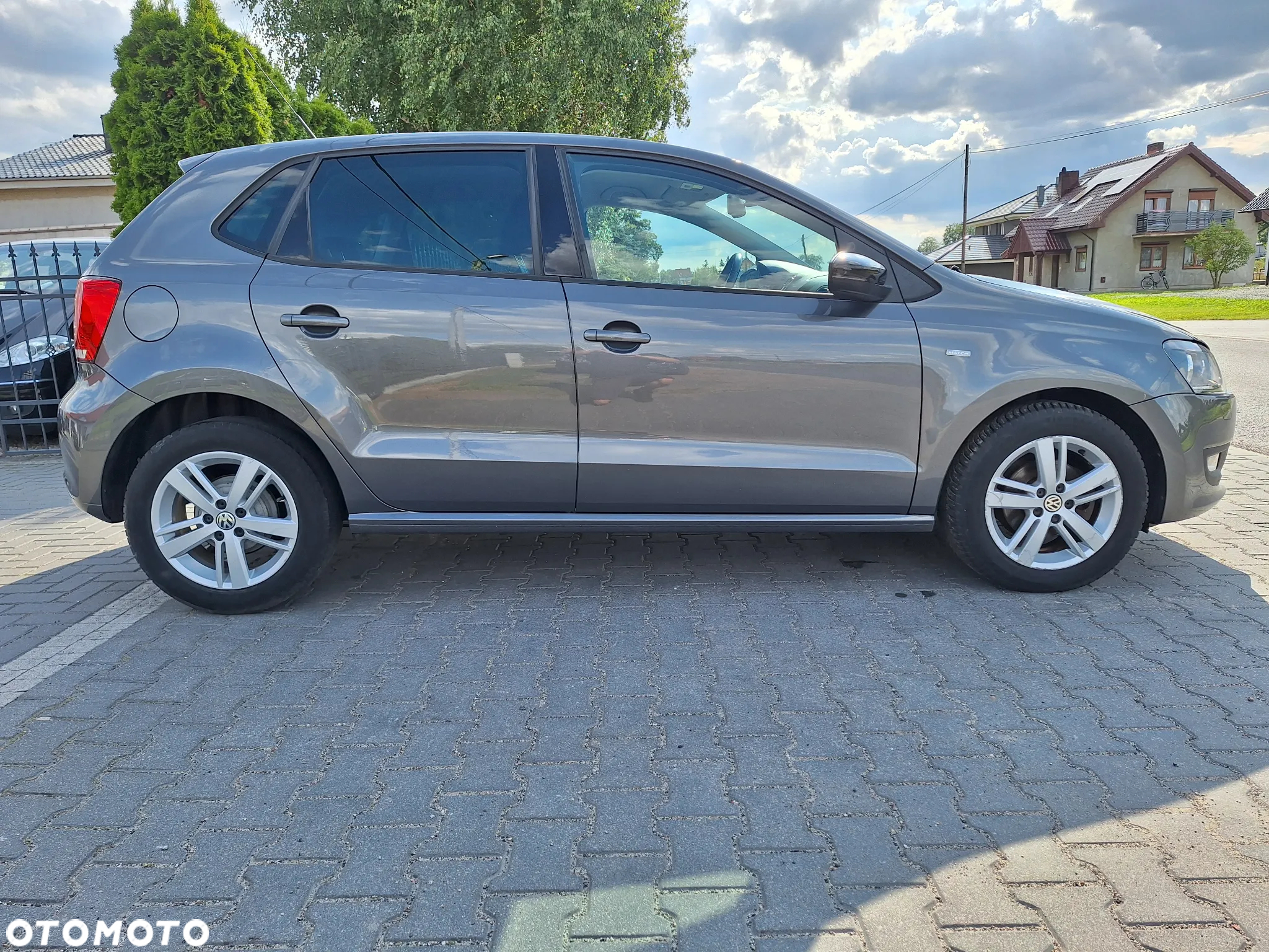 Volkswagen Polo - 5