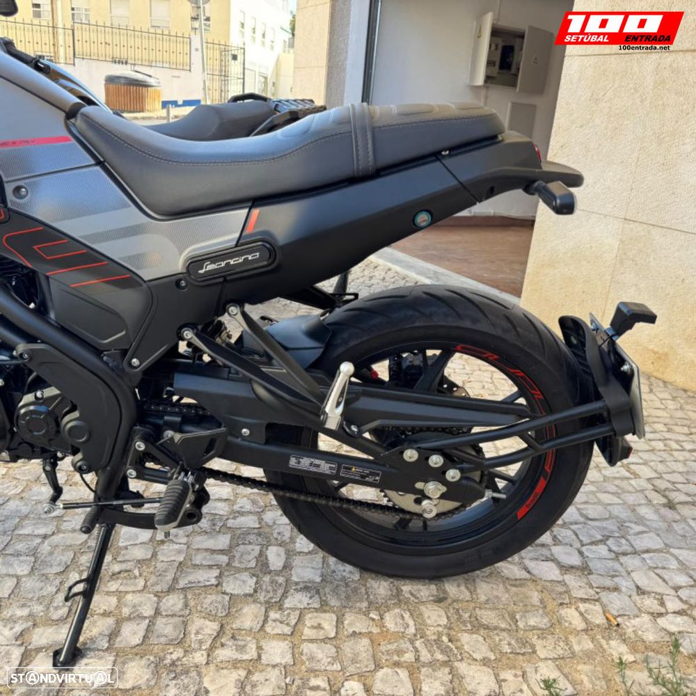 Benelli Leoncino 125 - 24