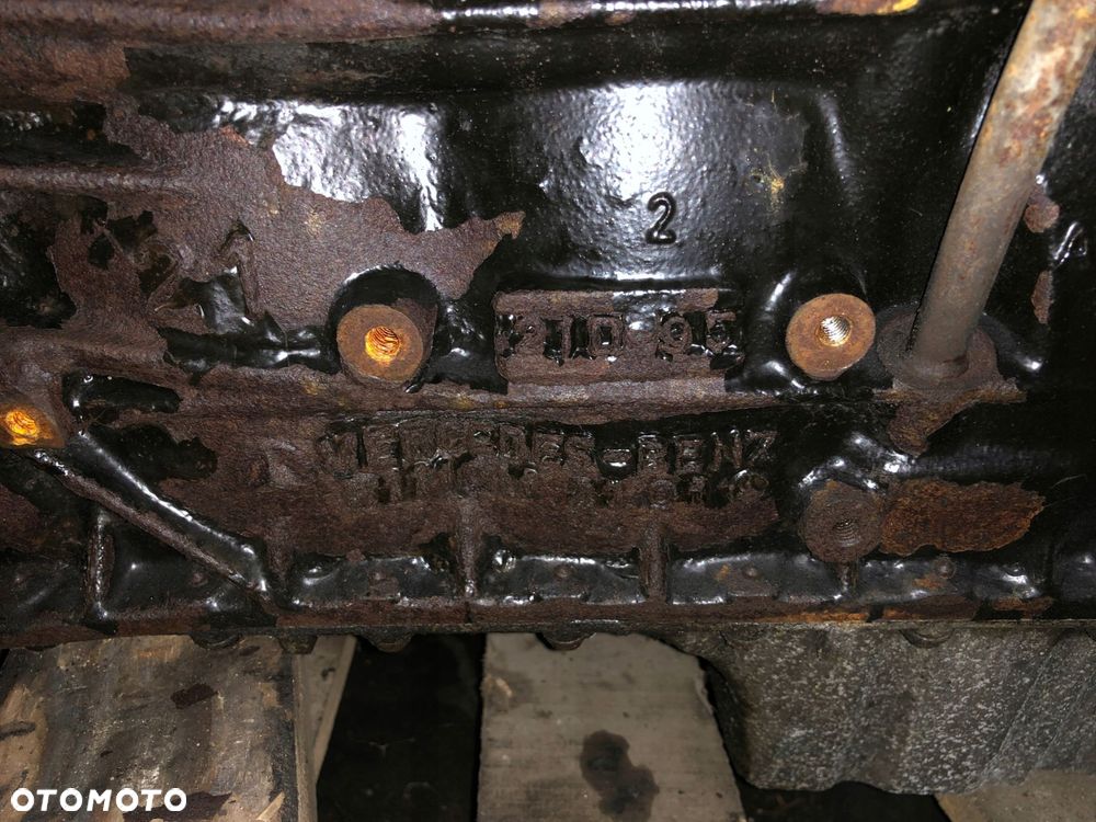 mercedes w 202 210 klasa silnik słupek 2.0b - 6