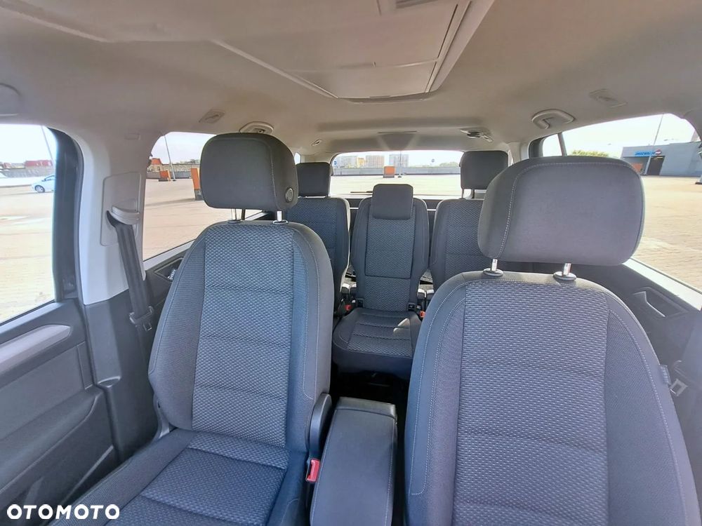 Volkswagen Touran 2.0 TDI BMT Comfortline DSG - 25
